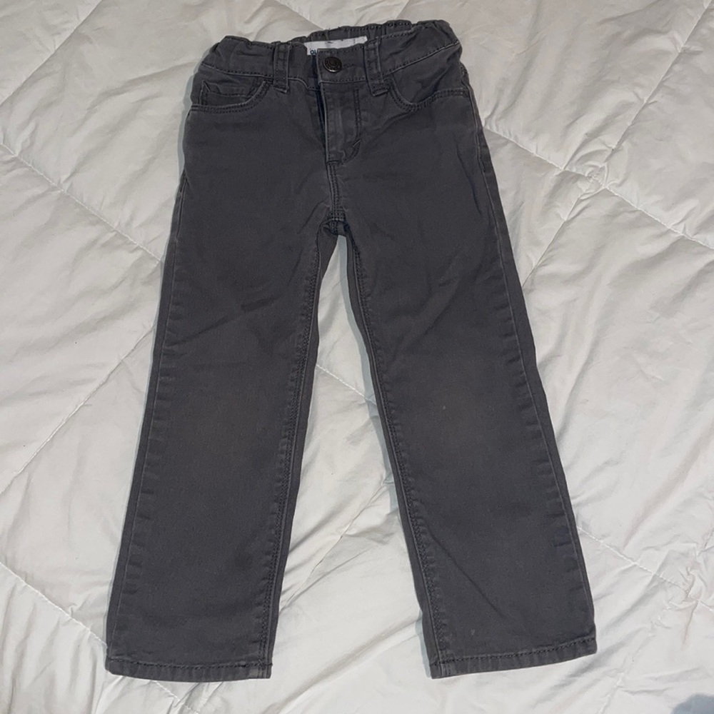 Gray/Straight leg/adjustable waist.  Old Navy 3T.